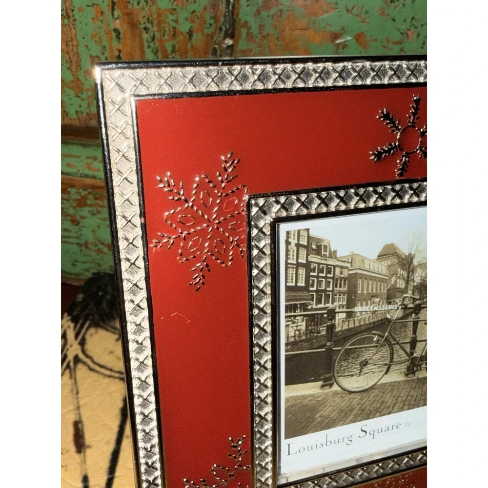 Vintage Metal 5x5 Picture Frame Red With Snowflake Design London Square